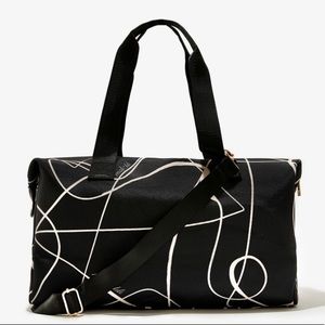 NWT Mali and Lili Signature Abstract Print Weekender Bag